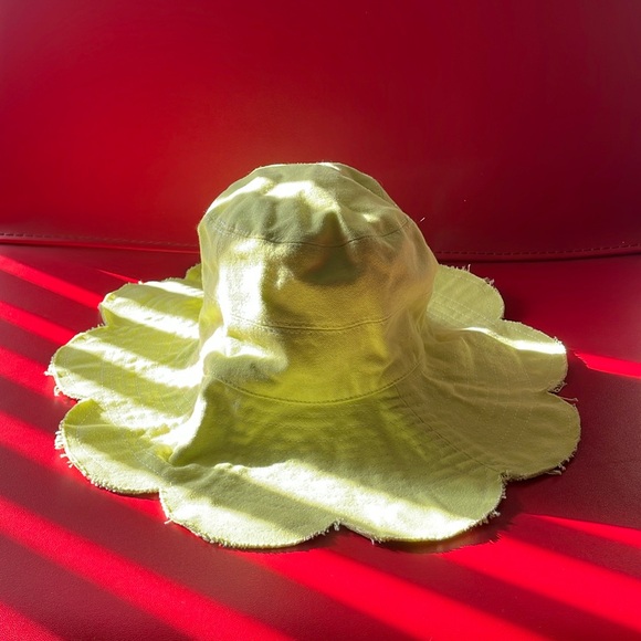 Anthropologie Accessories - NWT $48 Anthropologie floral petal beach sun hat 100% cotton lime green yellow